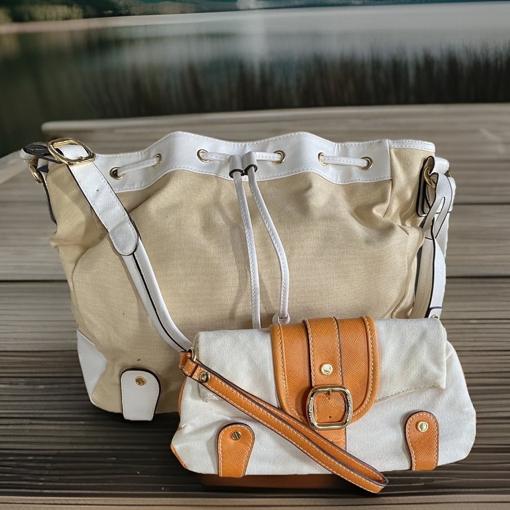 ISAAC MIZRAHI White Beige Faux Leather Hobo Satchel Bucket Handbag & Wristlet